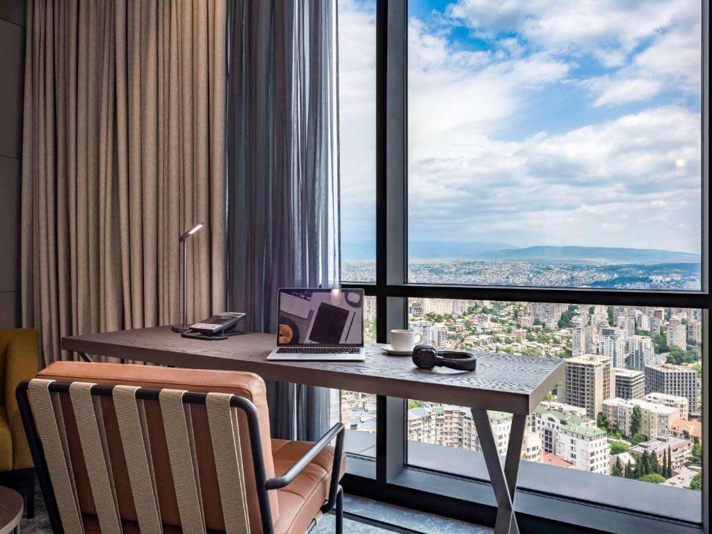 هتل پولمن تفلیس اکسس تاورز