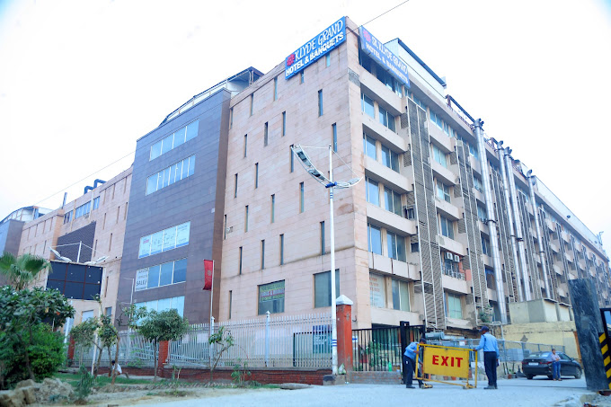 هتل اسکاک لاید گرند