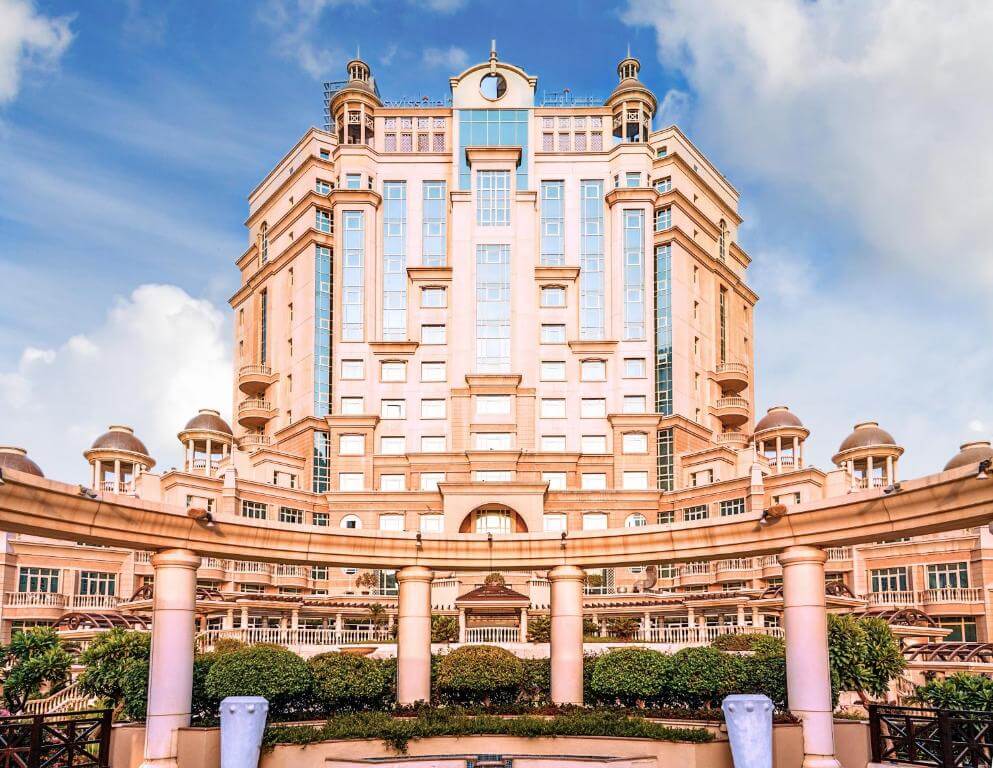 سوئیس اوتل الماروج دبی