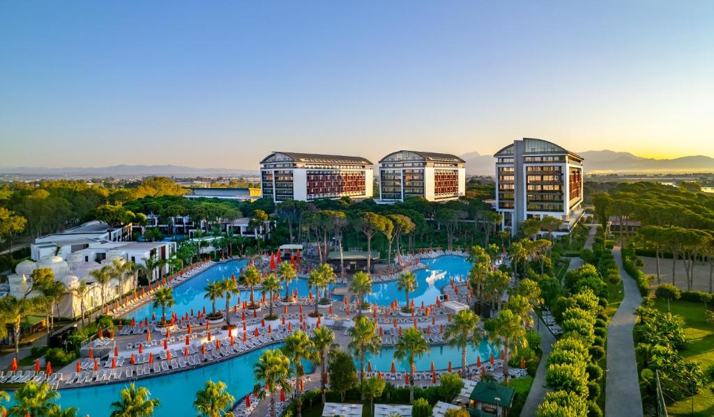 هتل ترندی لارا آنتالیا