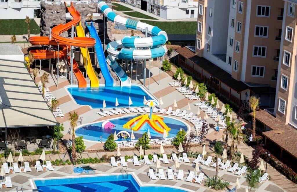 ویندهام گاردن لارا