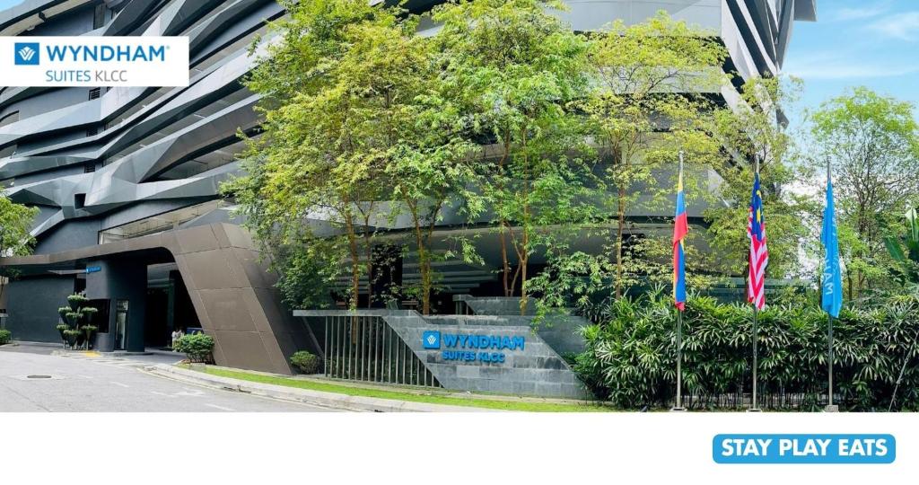 هتل ویندهام سویتس کی ال سی سی